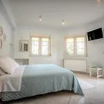 Meteora Sky House *