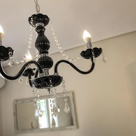 Meteora Sky House 公寓 *