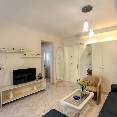 Meteora Sky House 卡兰巴卡